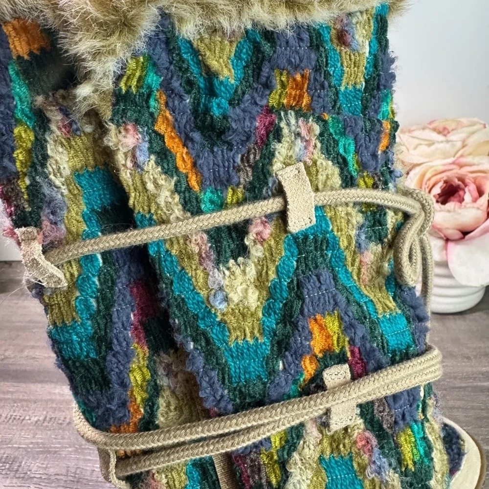 Sam Edelman Fur Lined Multi Color Woven boots size 6